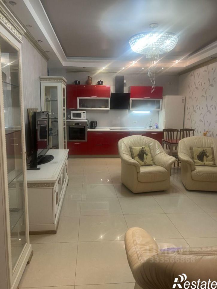 2-комн квартира ул Дмитриевой, 5,  д. 5