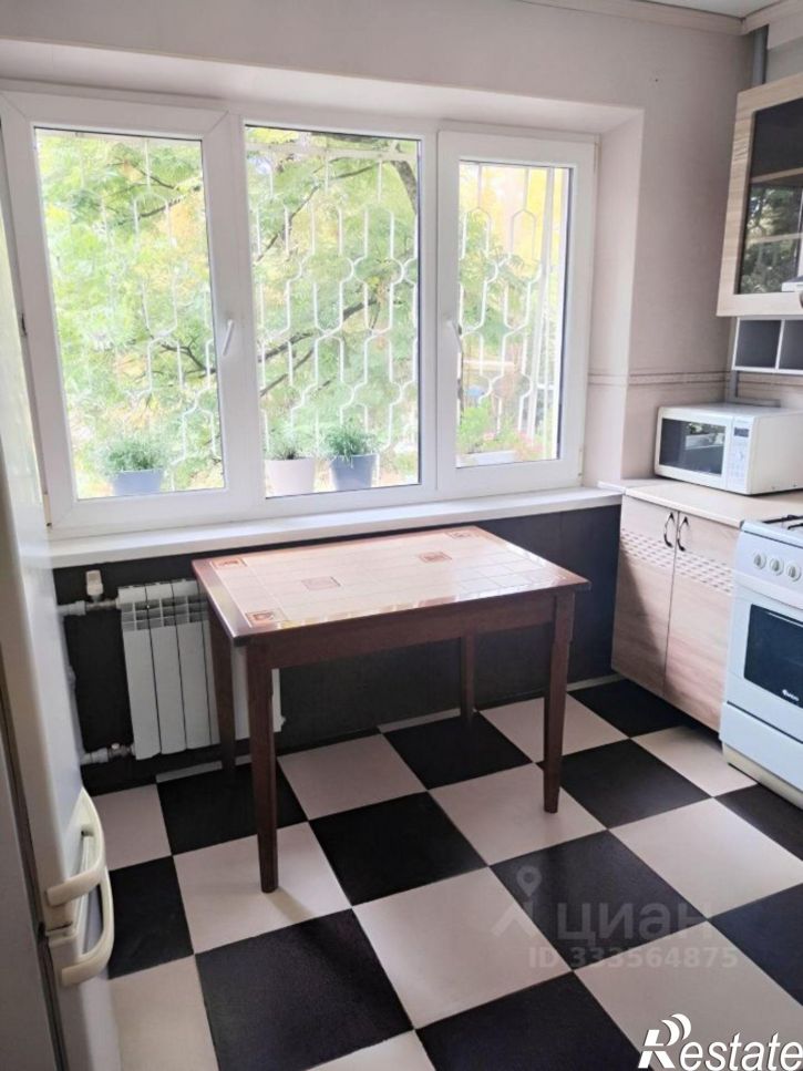 2-комн квартира ул Ульянова, 101,  д. 101