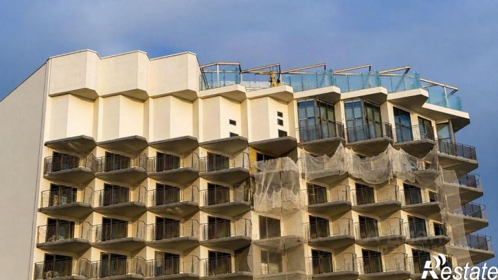 3-комн квартира улица Соколова, 1А,  д. 1А