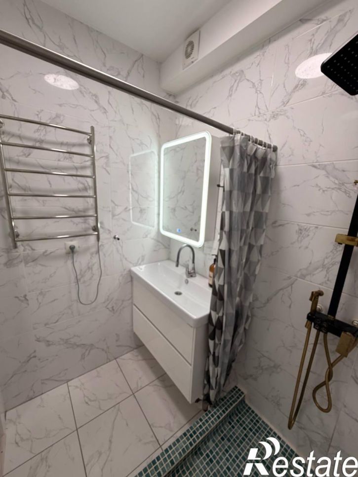 2-комн квартира Теневой переулок, 10а2к