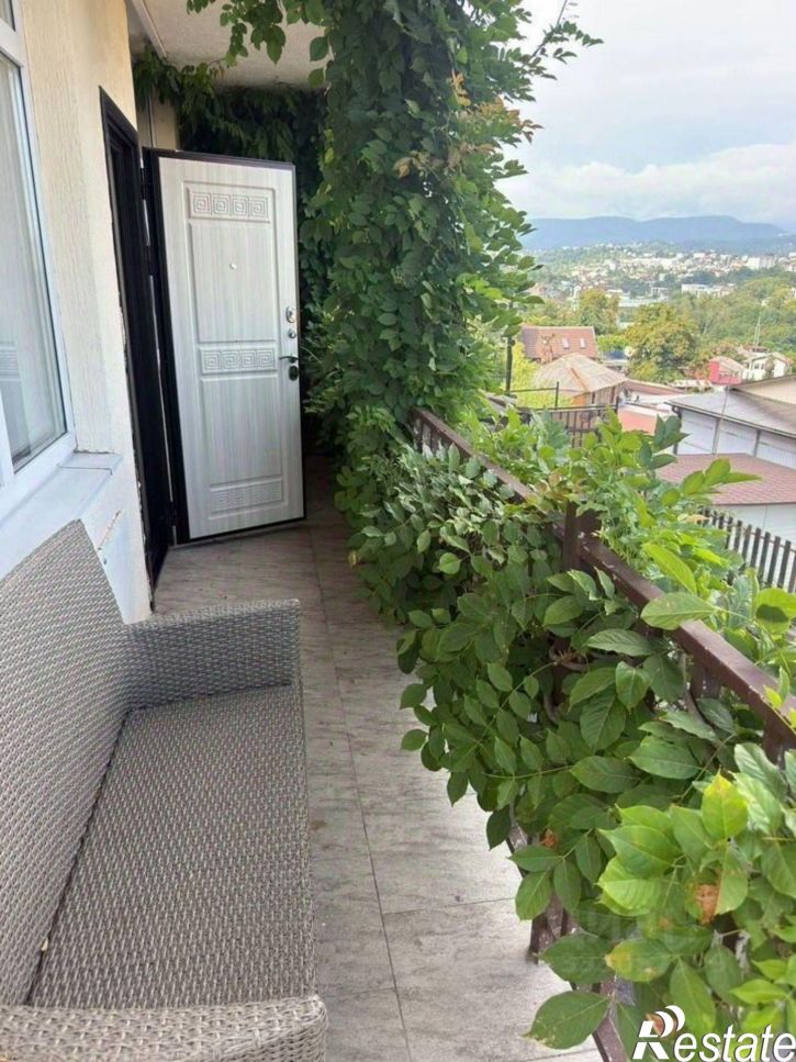 2-комн квартира Красная улица, 27,  д. 27