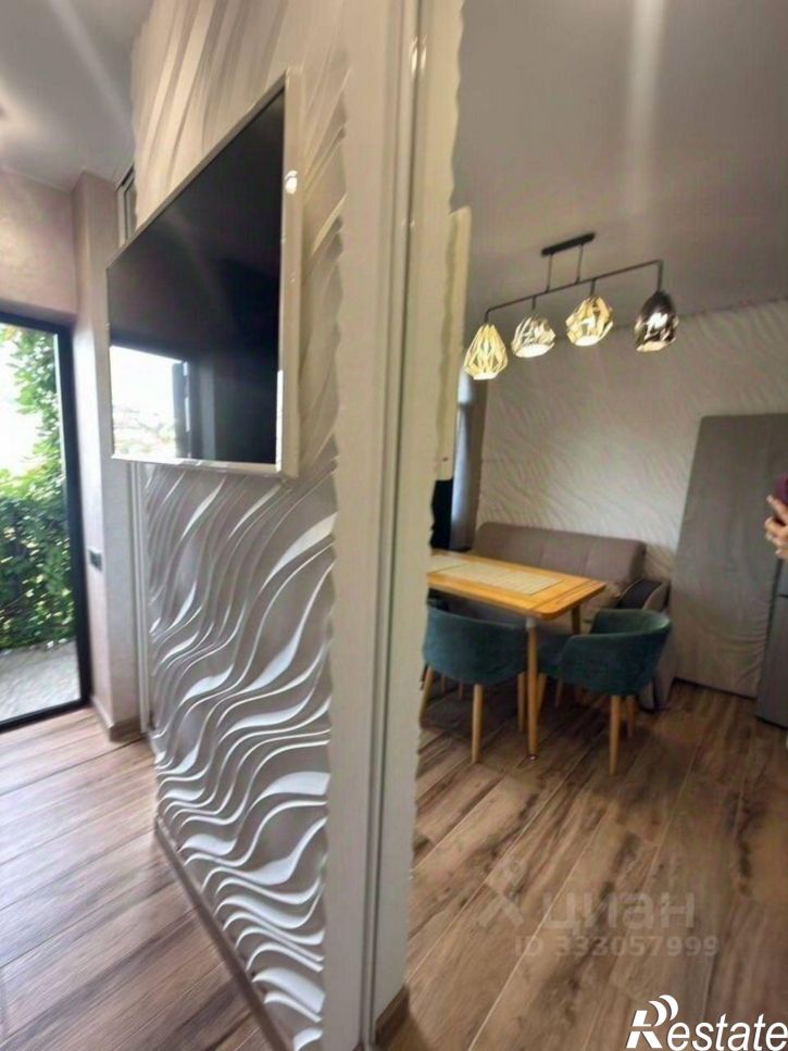 2-комн квартира Красная улица, 27,  д. 27