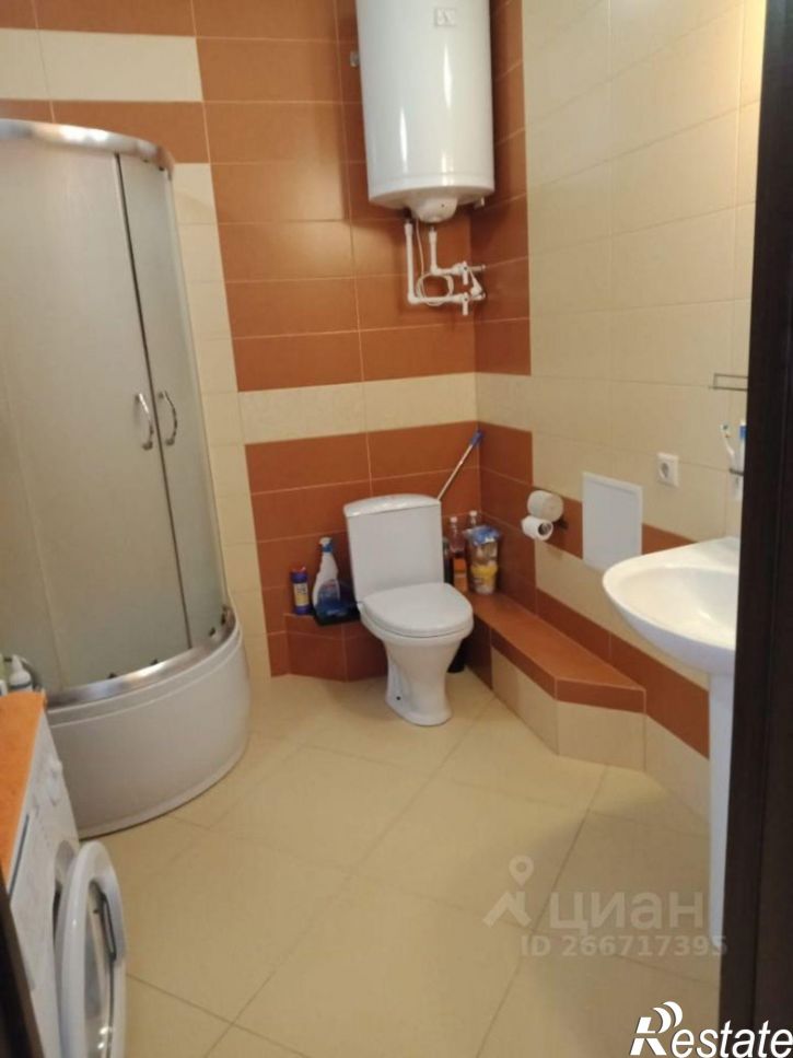 3-комн квартира Амбровая улица, 35,  д. 35