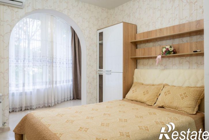 2-комн квартира улица Есауленко, 6А,  д. 6А