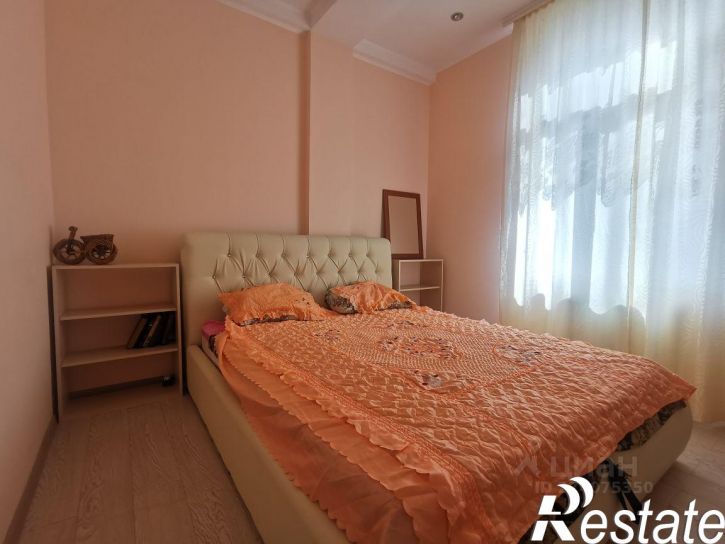 2-комн квартира улица Чекменева, 11/4,  д. 11/4
