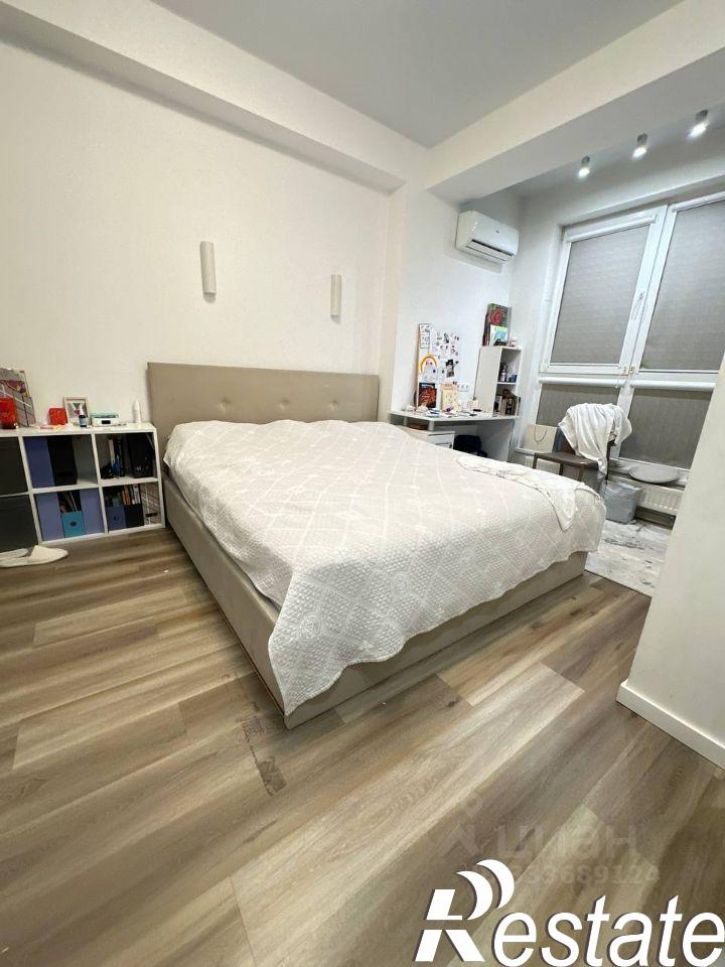 3-комн квартира улица Гастелло, 28 к1,  д. 28 к1