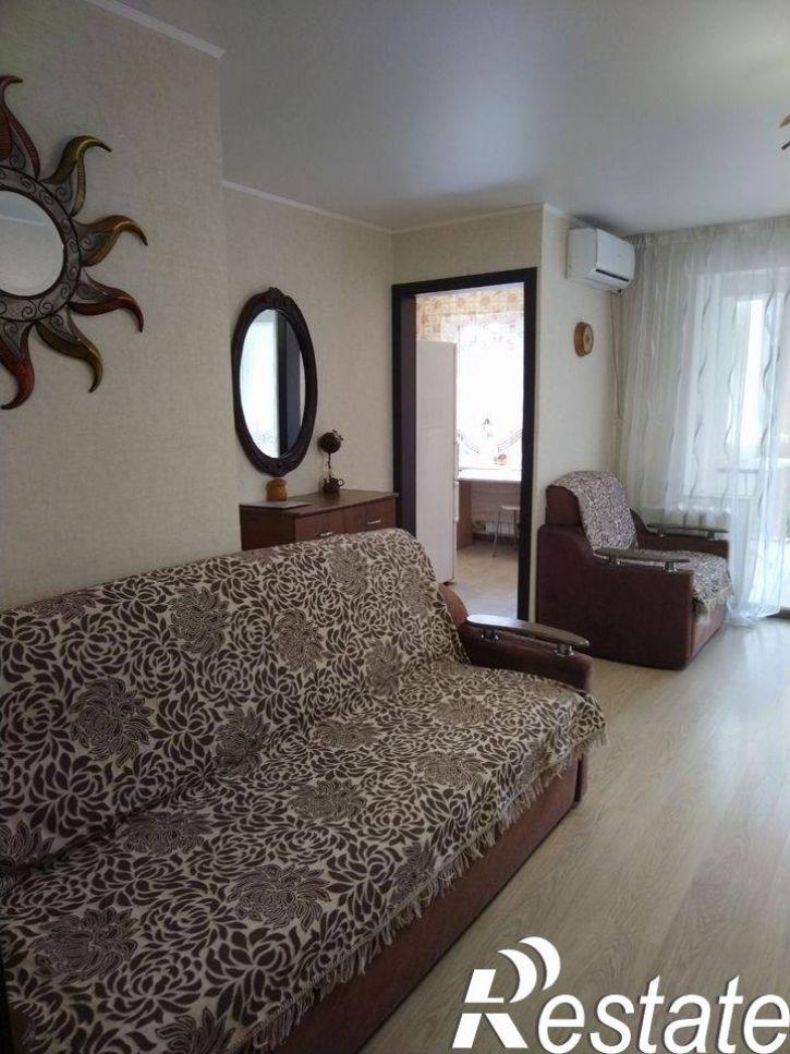 2-комн квартира улица Лазарева, 56,  д. 56