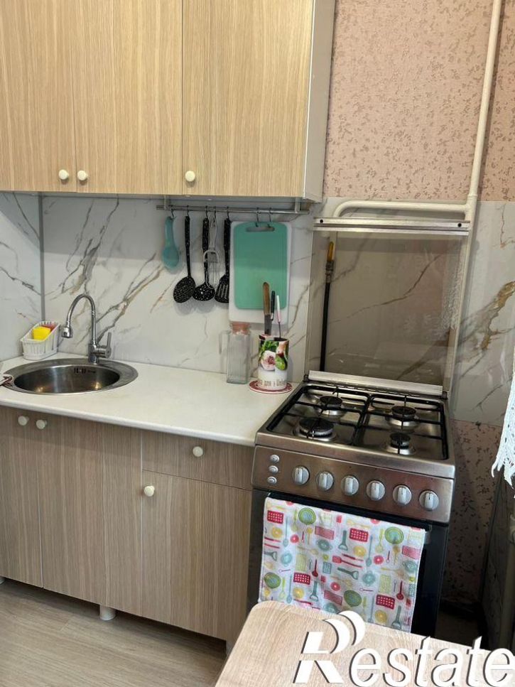 2-комн квартира улица Лазарева, 56,  д. 56