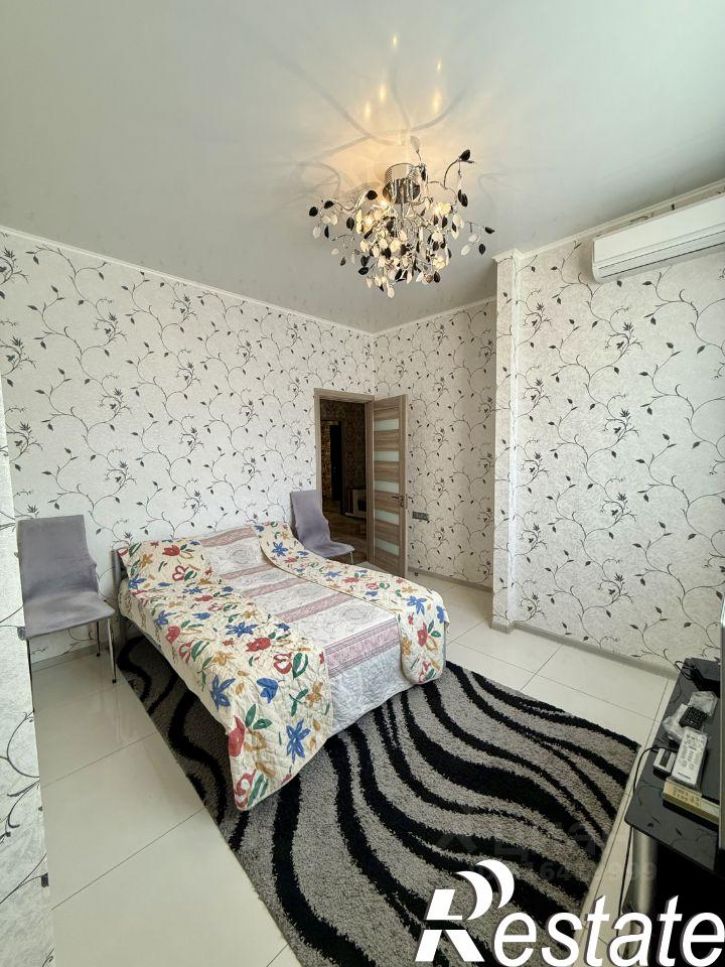 3-комн квартира Клубничная улица, 15Б,  д. 15Б