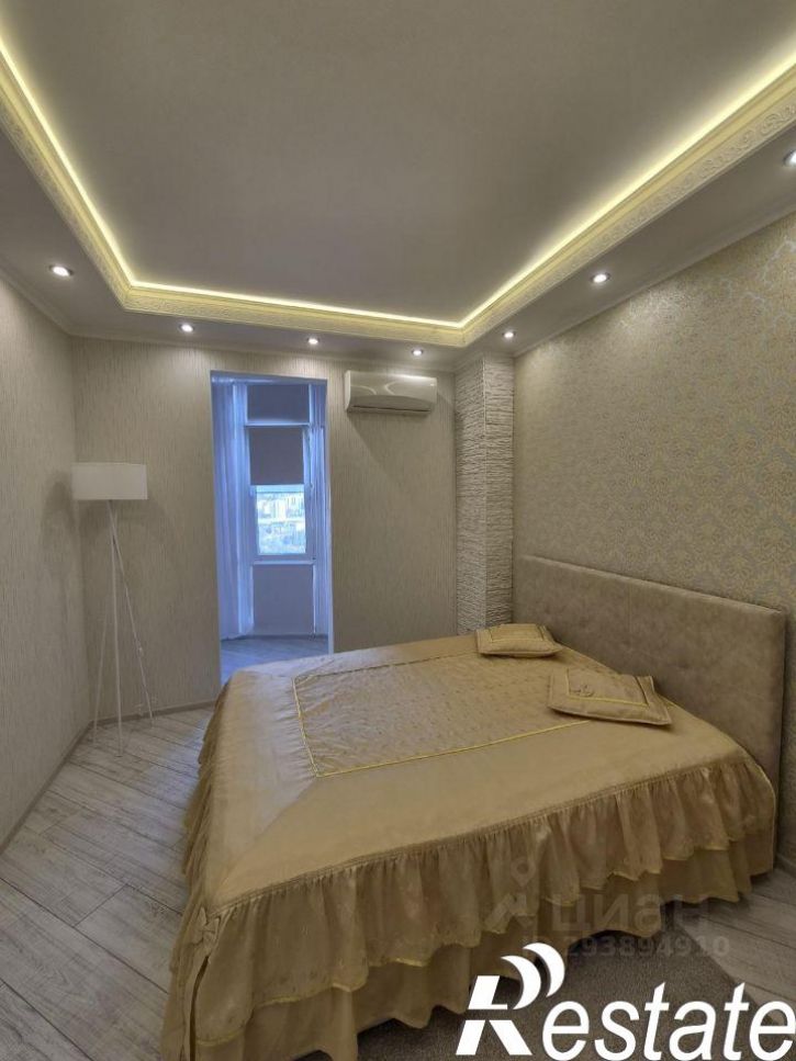 3-комн квартира улица Цюрупы, 32,  д. 32