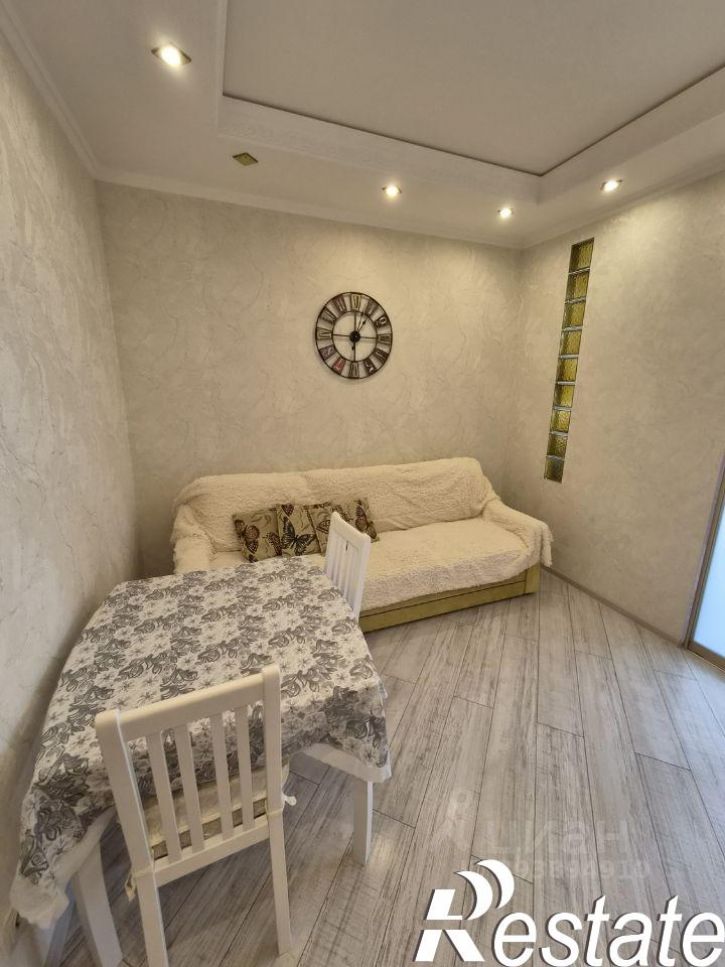 3-комн квартира улица Цюрупы, 32,  д. 32