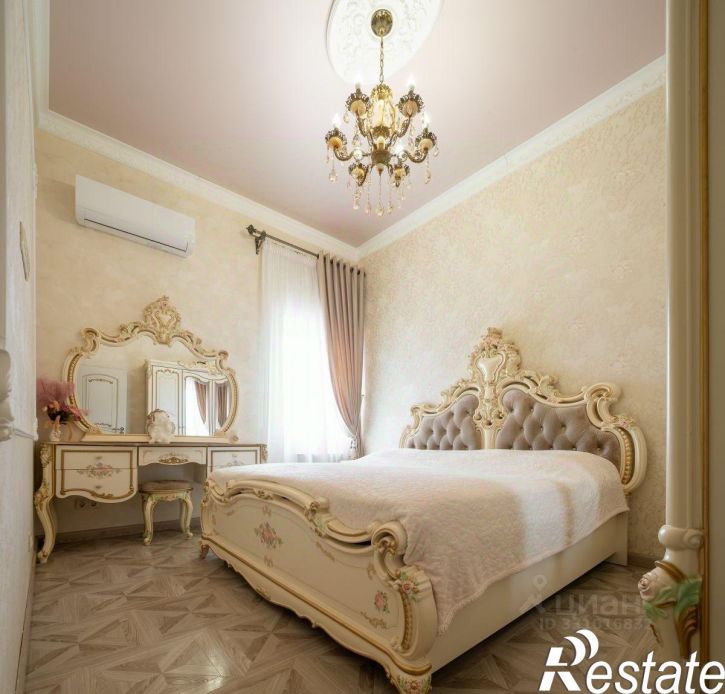 4-комн квартира улица Ульянова, 61,  д. 61