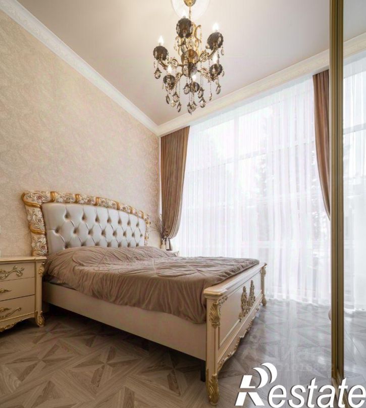 4-комн квартира улица Ульянова, 61,  д. 61