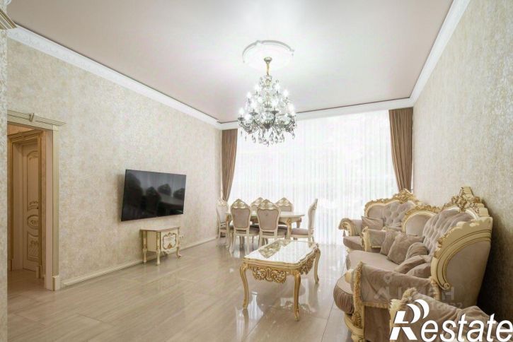 4-комн квартира улица Ульянова, 61,  д. 61