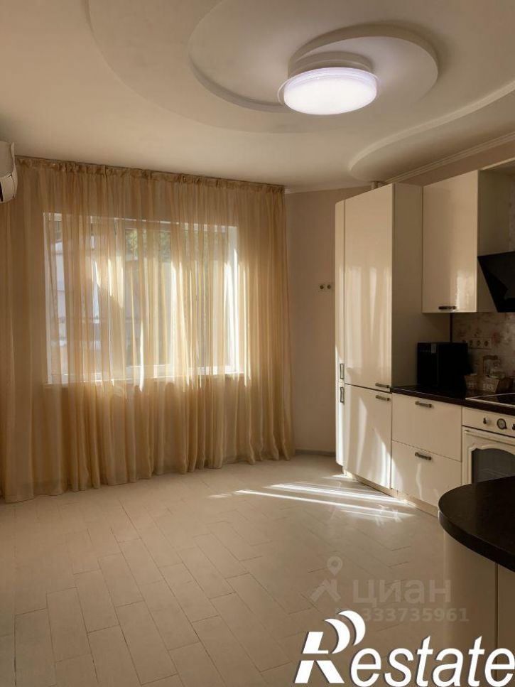 2-комн квартира Бамбуковая улица, 44Б,  д. 44Б