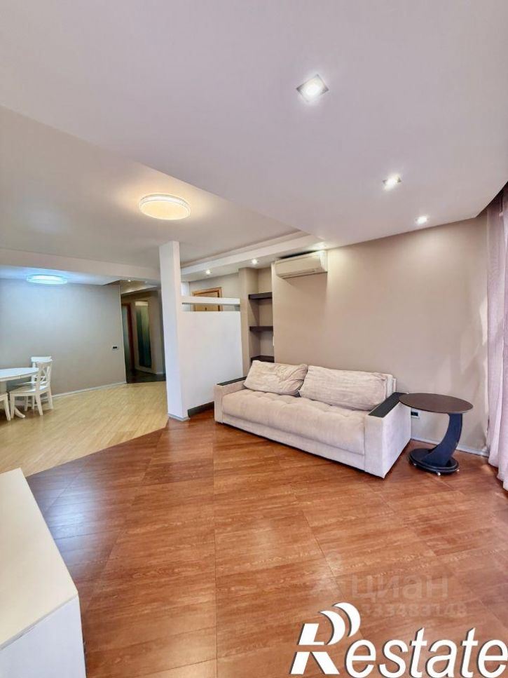 3-комн квартира улица Роз, 32А,  д. 32А