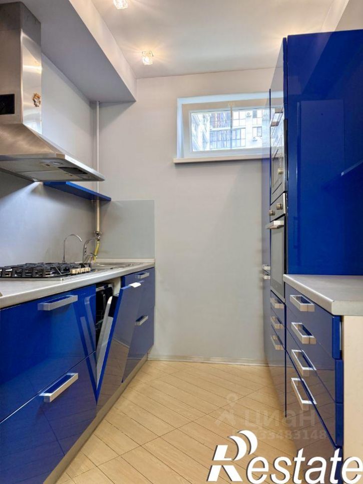 3-комн квартира улица Роз, 32А,  д. 32А