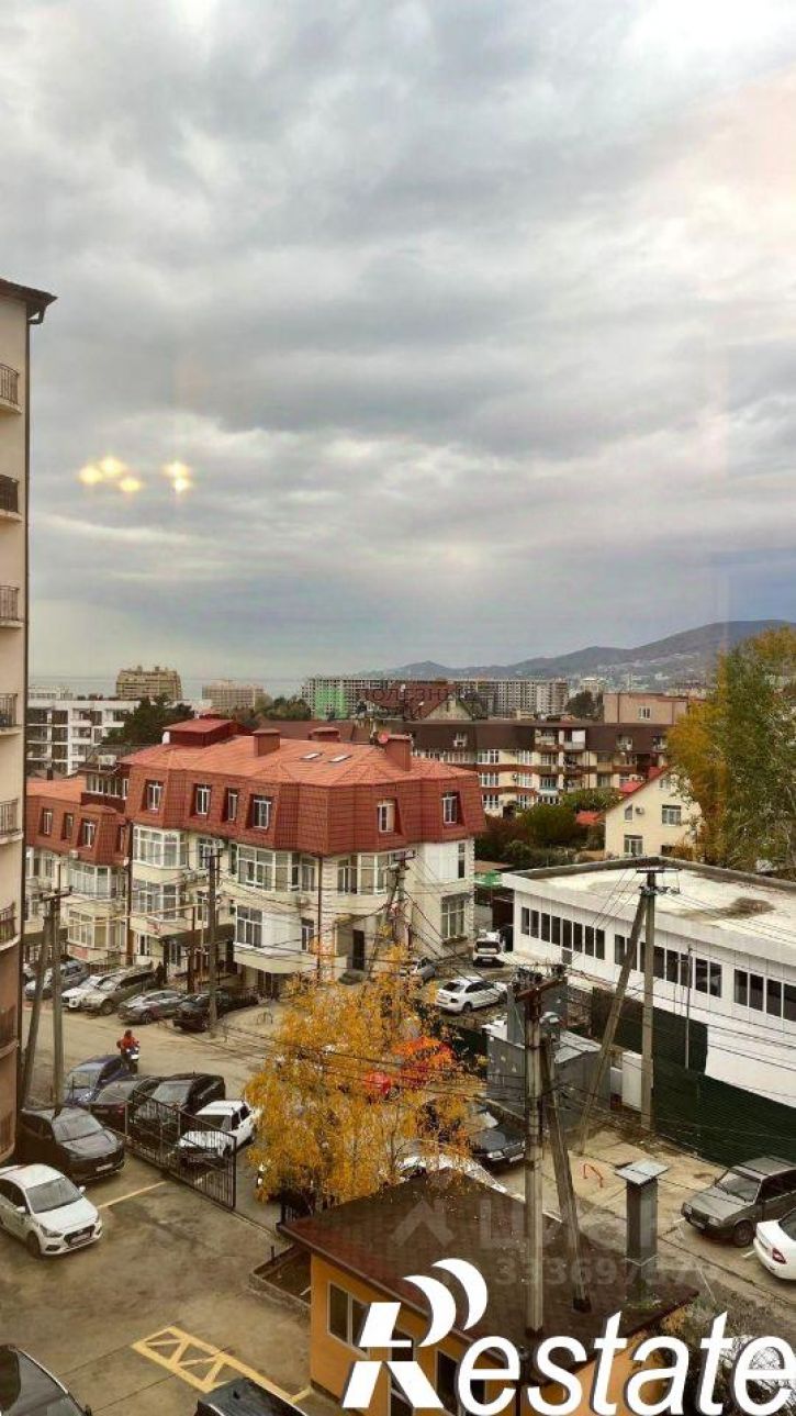 2-комн квартира Изумрудная улица, 42,  д. 42