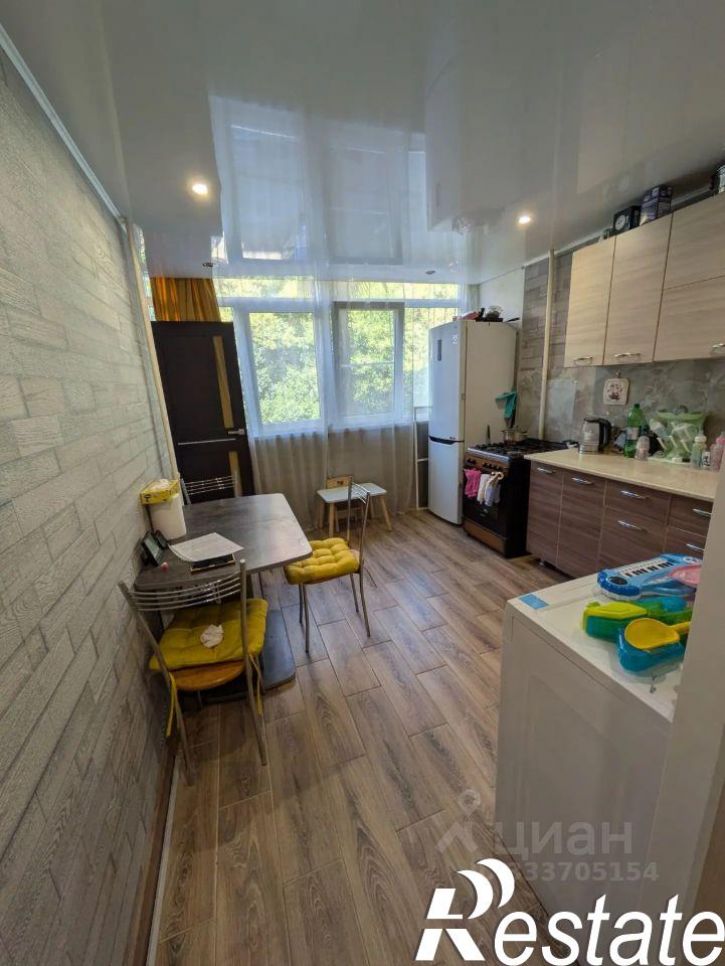 2-комн квартира Крымская улица, 30,  д. 30
