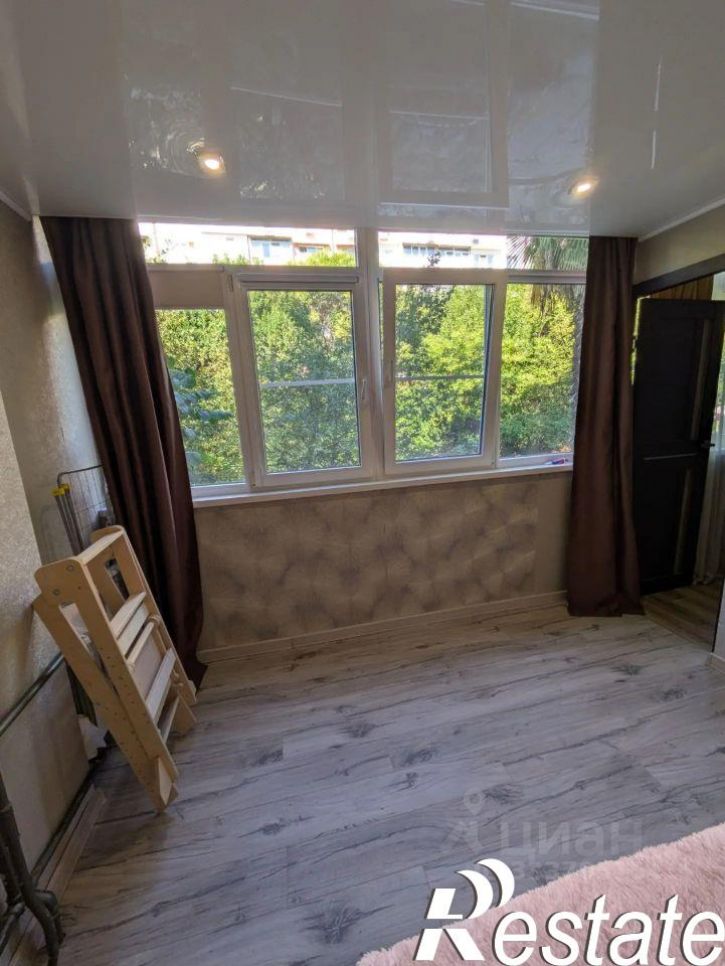 2-комн квартира Крымская улица, 30,  д. 30