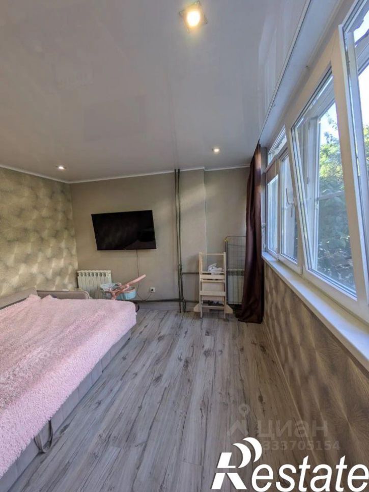 2-комн квартира Крымская улица, 30,  д. 30