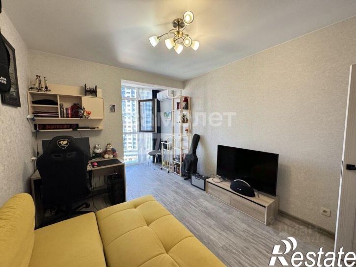 3-комн квартира улица Роз, 34,  д. 34