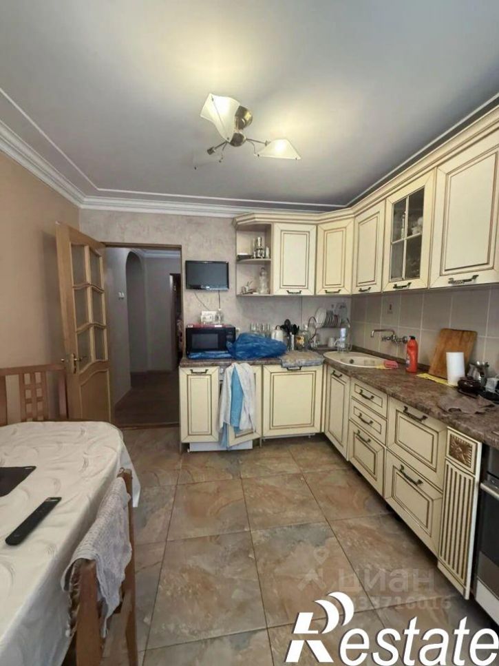 3-комн квартира Крымская улица, 34,  д. 34