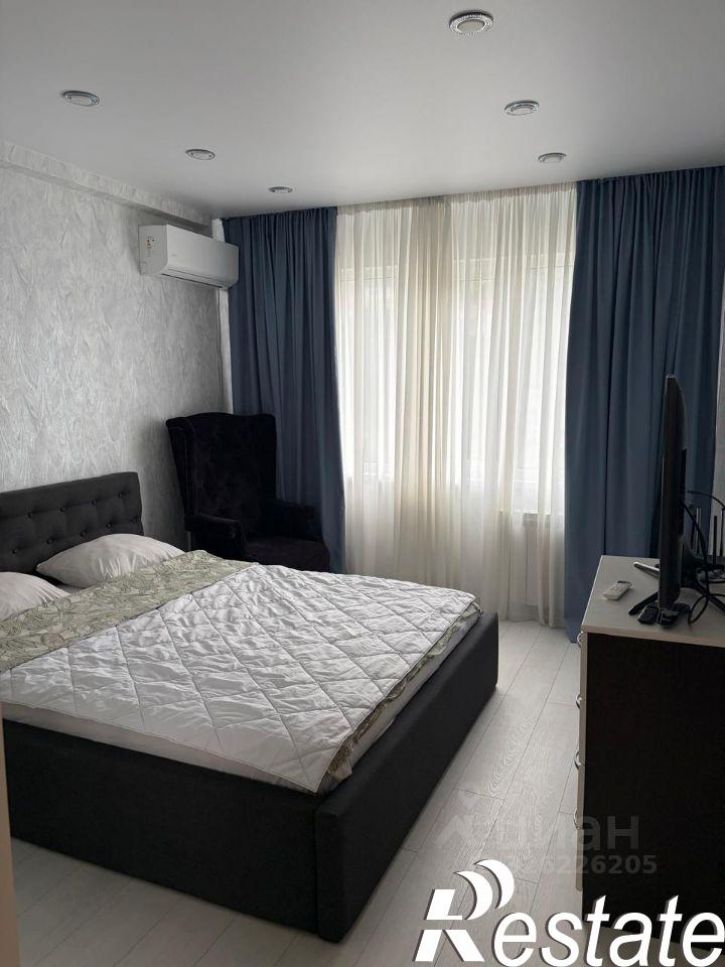 3-комн квартира улица Грибоедова, 17,  д. 17