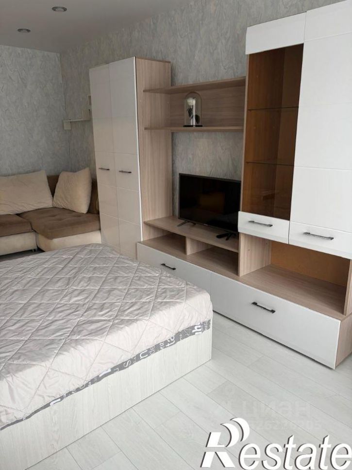 3-комн квартира улица Грибоедова, 17,  д. 17