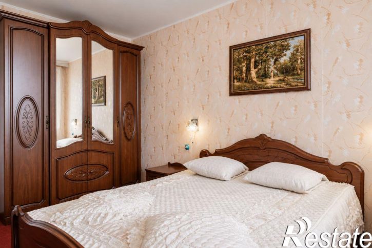 3-комн квартира улица Победы, 170,  д. 170