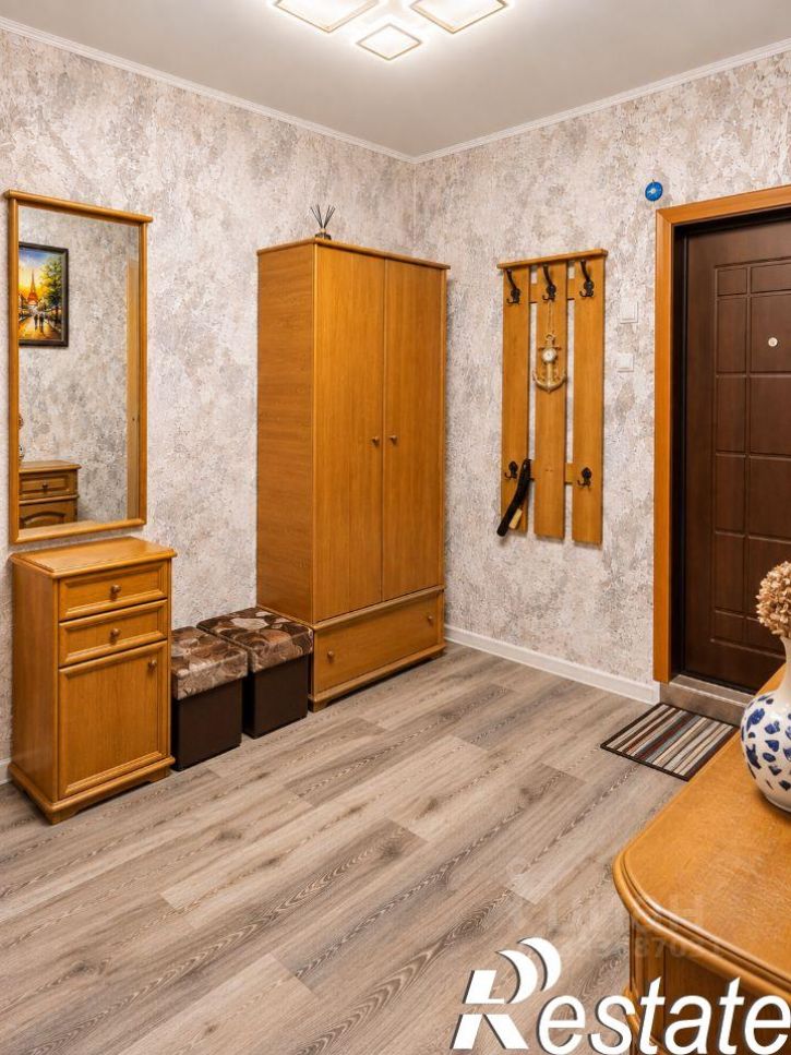 3-комн квартира улица Победы, 170,  д. 170