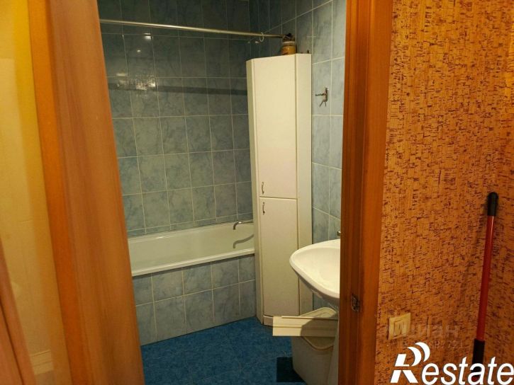 2-комн квартира Амбровая улица, 31,  д. 31