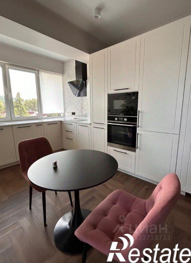2-комн квартира Туапсинская улица, 19,  д. 19