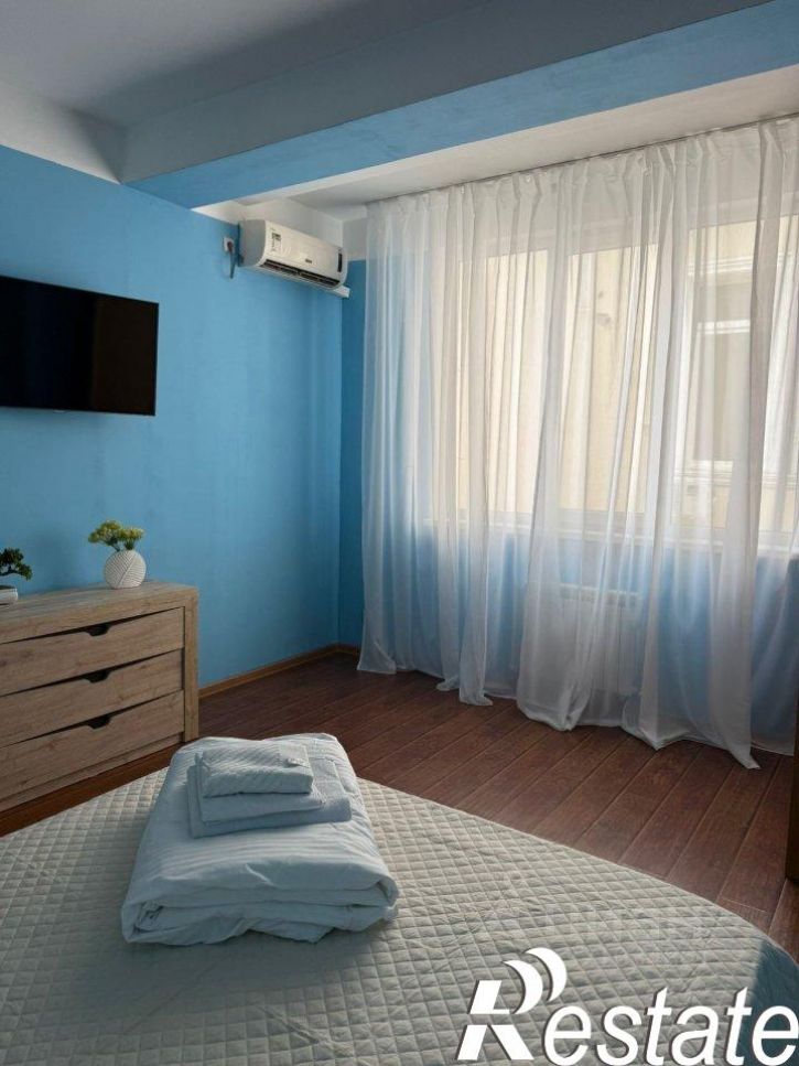 3-комн квартира улица Бестужева, 24,  д. 24