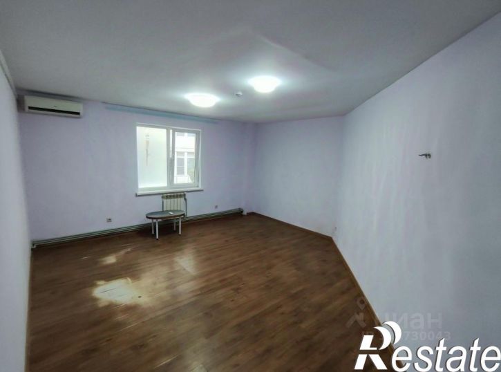 2-комн квартира улица Цюрупы, 32Г/2,  д. 32Г/2