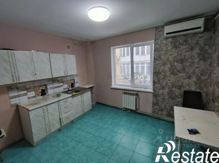2-комн квартира улица Цюрупы, 32Г/2,  д. 32Г/2
