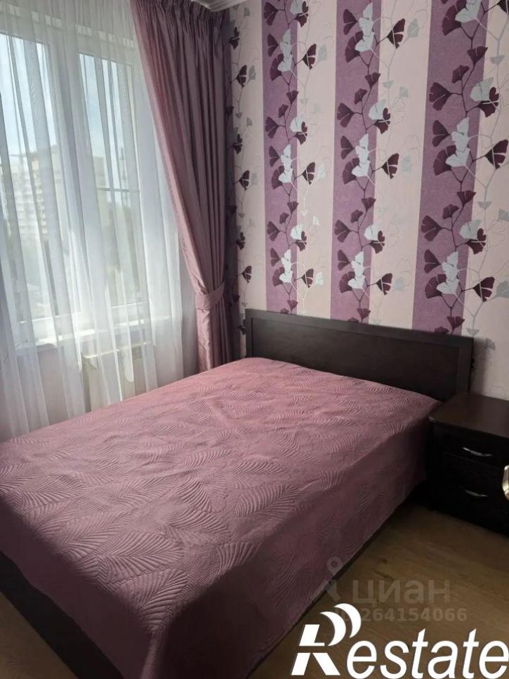 2-комн квартира улица Цюрупы, 4,  д. 4