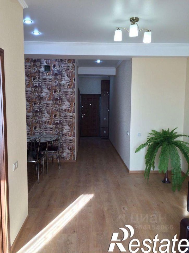 2-комн квартира улица Цюрупы, 4,  д. 4