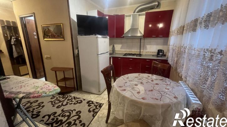 1-комн квартира улица Роз, 48,  д. 48