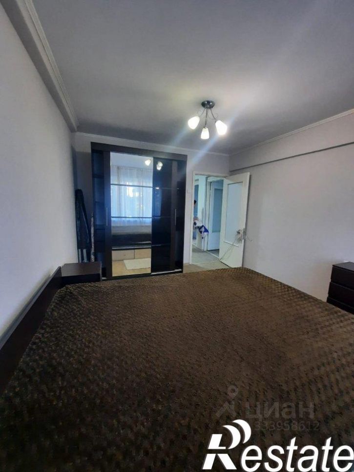 3-комн квартира улица Макаренко, 22,  д. 22
