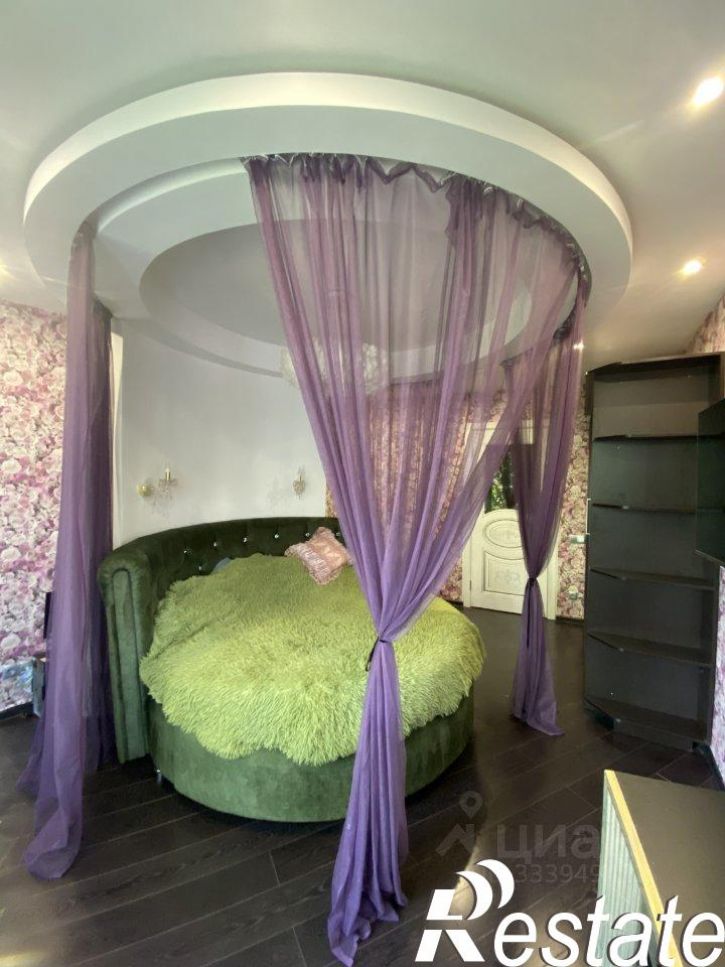 3-комн квартира улица Пирогова, 30,  д. 30