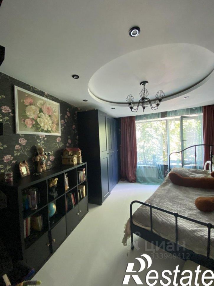3-комн квартира улица Пирогова, 30,  д. 30
