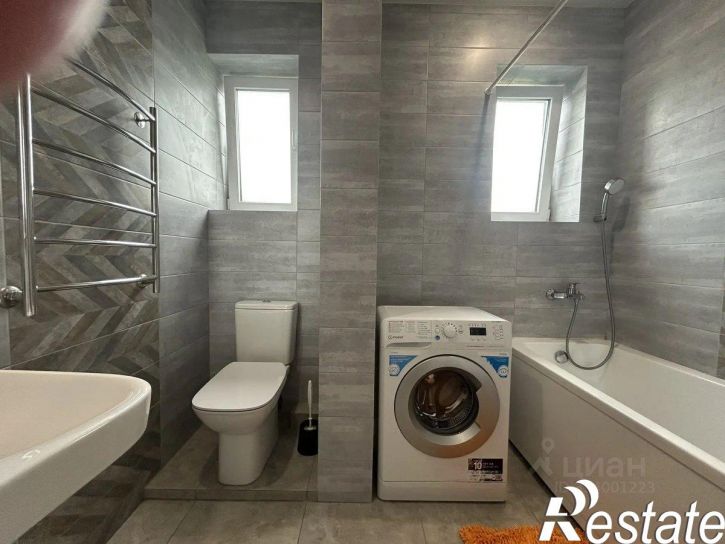 2-комн квартира улица Ульянова, 24,  д. 24