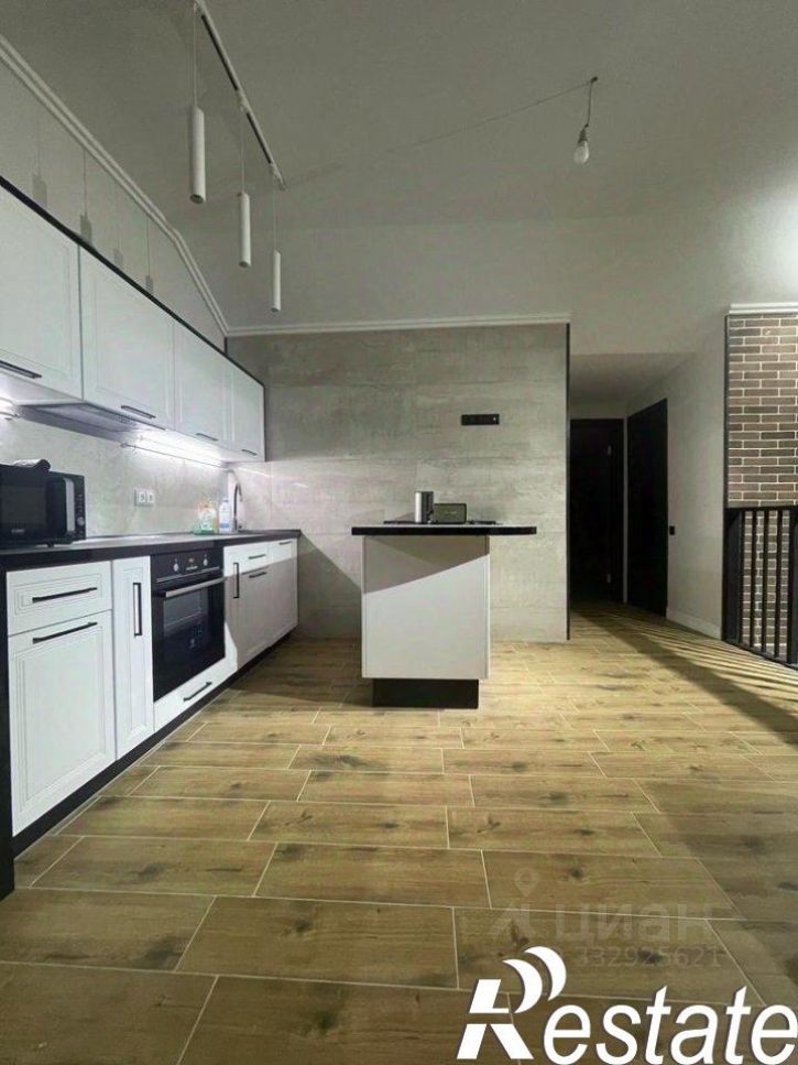 3-комн квартира улица Пархоменко, 19,  д. 19