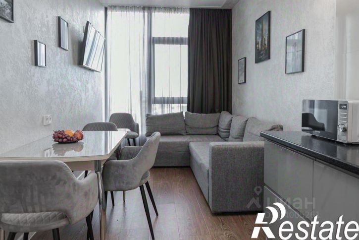 2-комн квартира улица Дмитриевой, 10Б,  д. 10Б