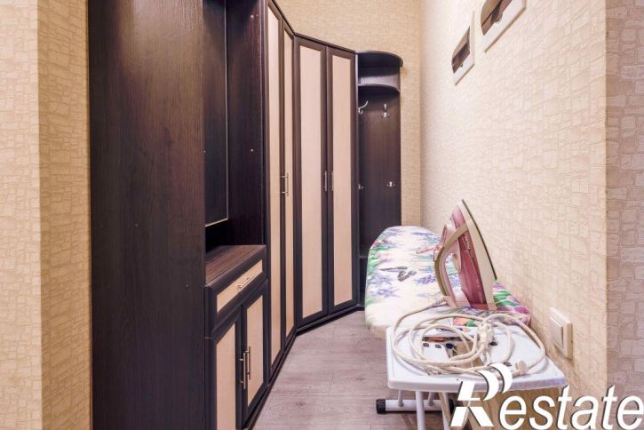 2-комн квартира улица Ульянова, 22,  д. 22