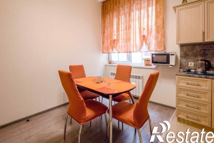 2-комн квартира улица Ульянова, 22,  д. 22