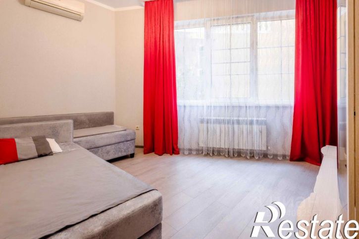 2-комн квартира улица Ульянова, 22,  д. 22