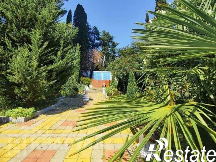 3-комн квартира улица Пирогова, 24,  д. 24