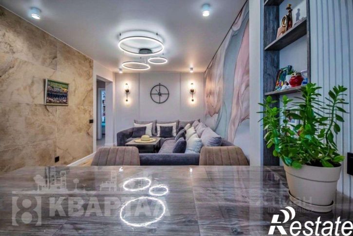 3-комн квартира улица Пирогова, 24,  д. 24